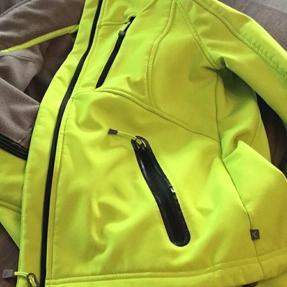 Ladies winter jacket in bright yellow/green medium - Picture 7 of 8
